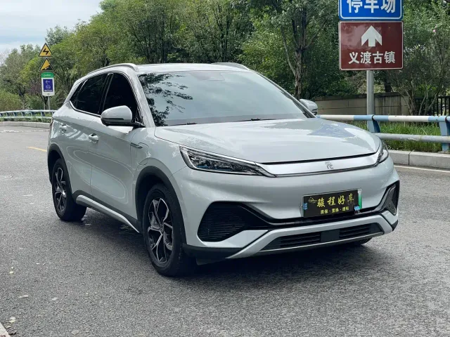 BYD Yuan PLUS — Фото автомобиля 3