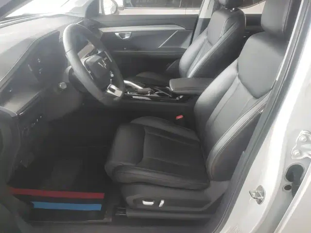 Wuling Asta — Фото автомобиля 14