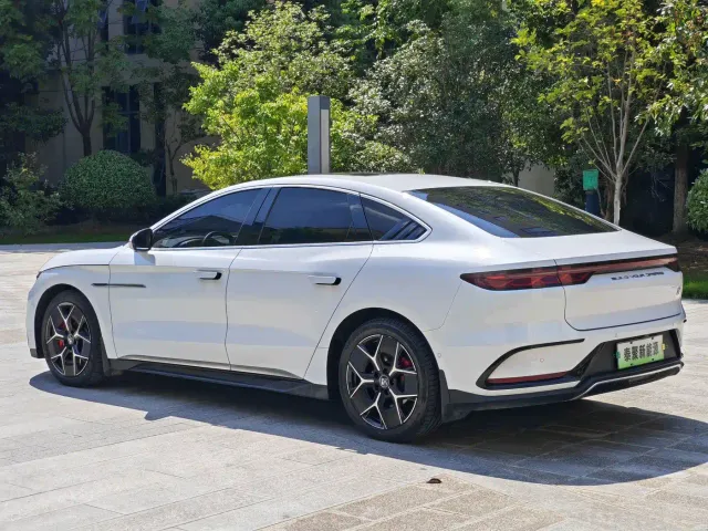 BYD Han — Фото автомобиля 3