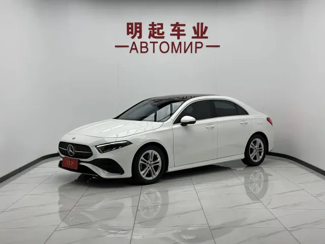 Фотография автомобиля — Mercedes-Benz A-Class