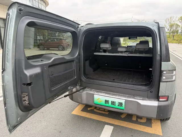 BYD FangChengBao Titanium 7 — Фото автомобиля 20