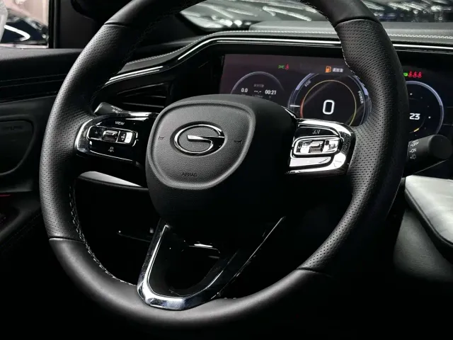 GAC Trumpchi GS8 — Фото автомобиля 25