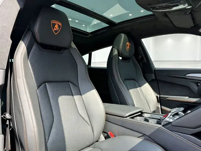 Lamborghini Urus — Фото автомобиля 10