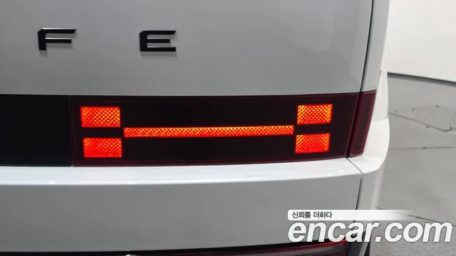 Hyundai Santa Fe MX5 — Фото автомобиля 8