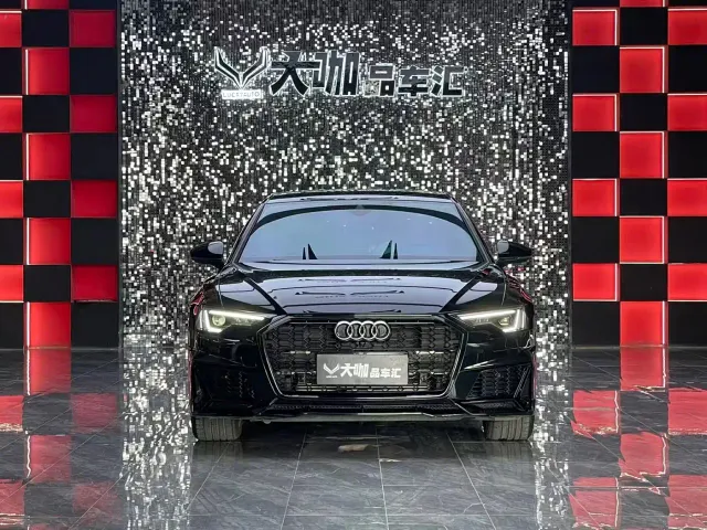 Audi A6L — Фото автомобиля 4