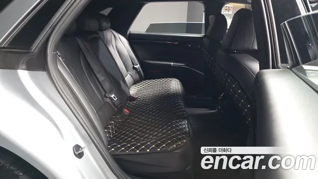 Hyundai Grandeur Grandeur (GN7) 3.5 LPG 2WD (Такси) — Фото автомобиля 12