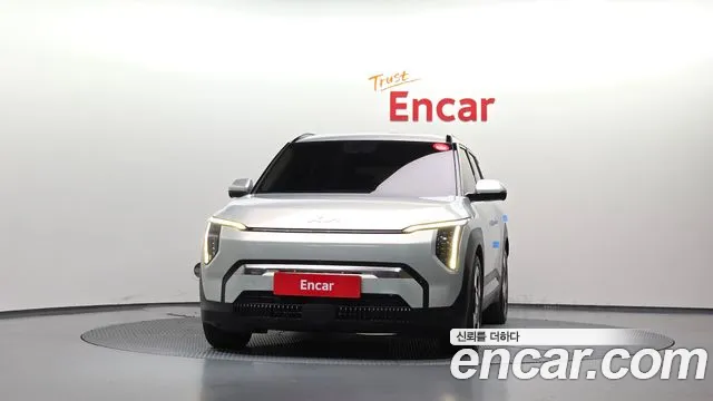 Kia EV3 — Фото автомобиля 3