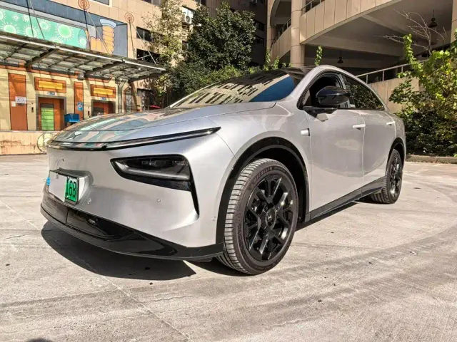 Xpeng G7 — Фото автомобиля 4