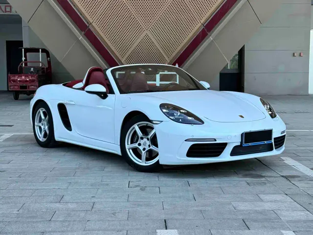 Porsche 718 — Фото автомобиля 3