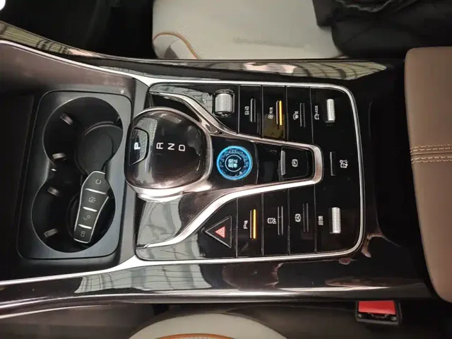 BYD Qin PLUS — Фото автомобиля 13