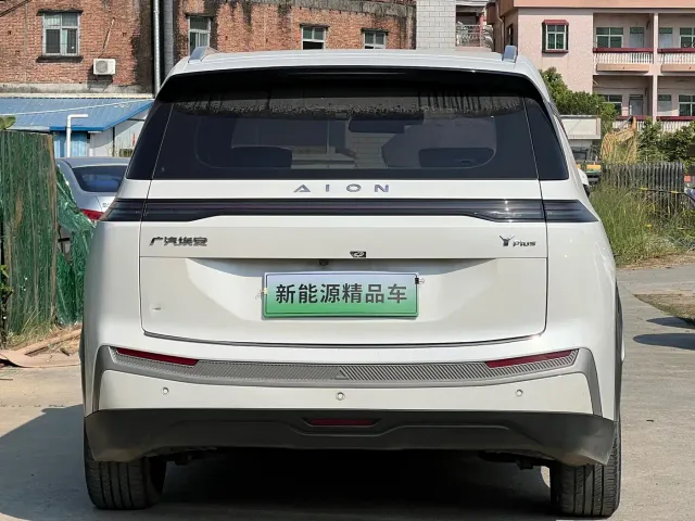 GAC Aion Y — Фото автомобиля 11