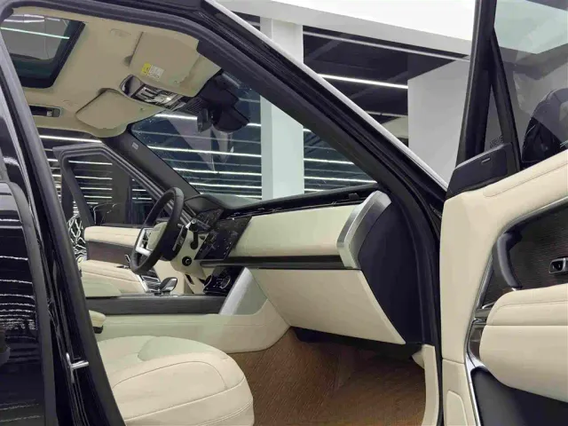 Land Rover Range Rover — Фото автомобиля 10