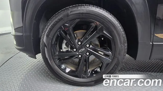 ChevroletGMDaewoo Trailblazer Trailblazer 1.3 турбо 4WD — Фото автомобиля 5