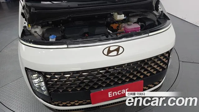 Hyundai Staria Staria — Фото автомобиля 3