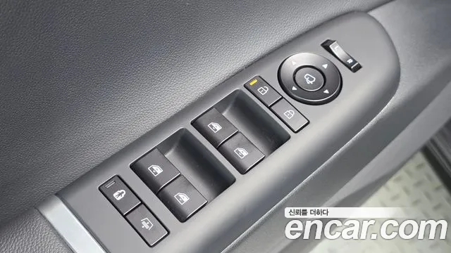 Hyundai Grandeur GN7 — Фото автомобиля 19