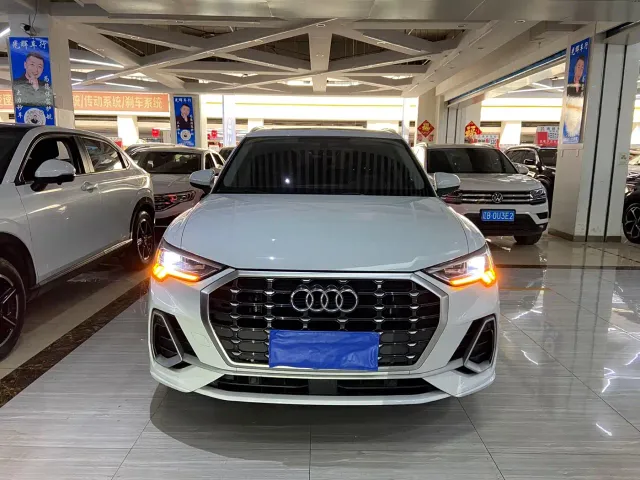 Audi Q3 — Фото автомобиля 2