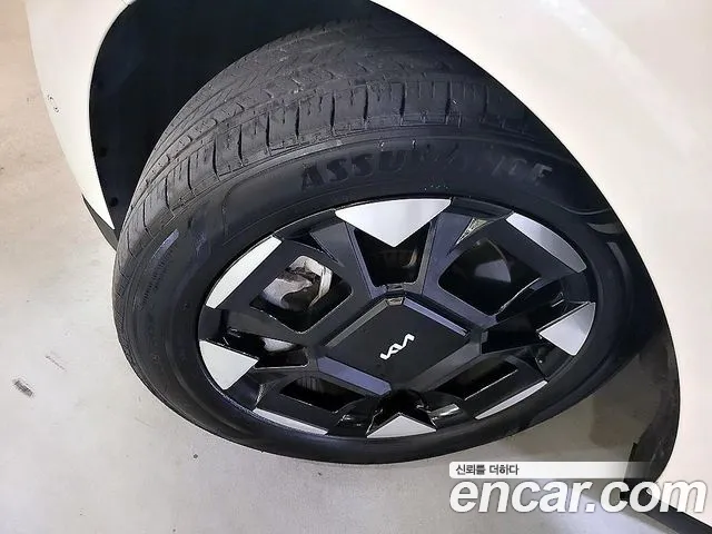 Kia Carnival 4th Gen — Фото автомобиля 5