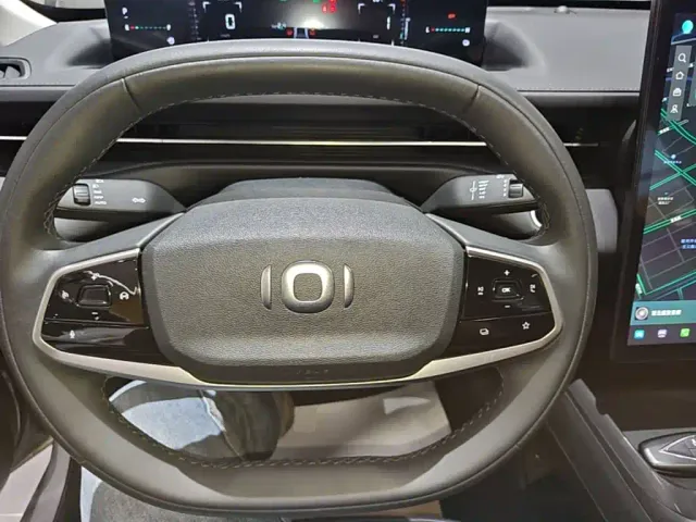 Changan Qiyuan A05 — Фото автомобиля 10