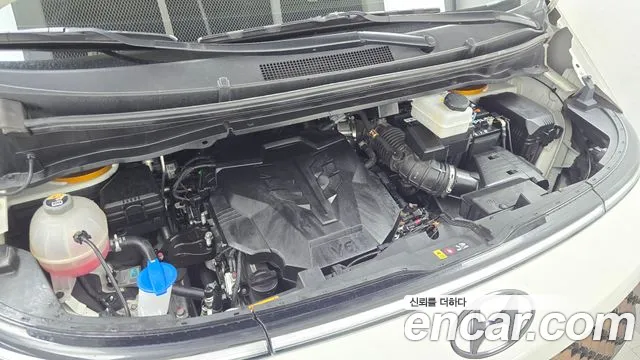 Hyundai Staria — Фото автомобиля 9