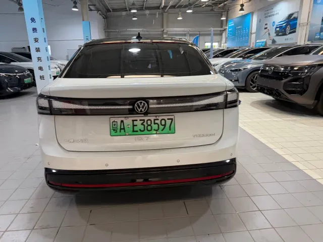 Volkswagen ID.7 Vizzion — Фото автомобиля 7