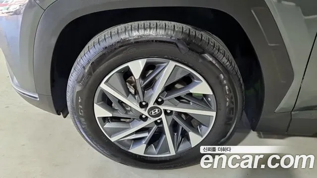 Hyundai Tucson Tucson (NX4) Бензин 1.6 турбо 2WD — Фото автомобиля 5