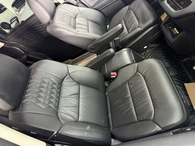 Honda Elysion — Фото автомобиля 15