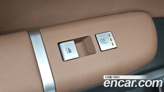 Hyundai Grandeur GN7 — Фото автомобиля 27