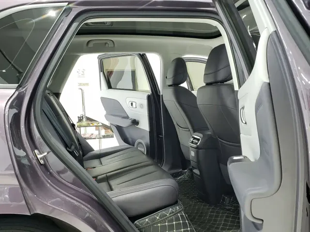 Leapmotor B10 — Фото автомобиля 7