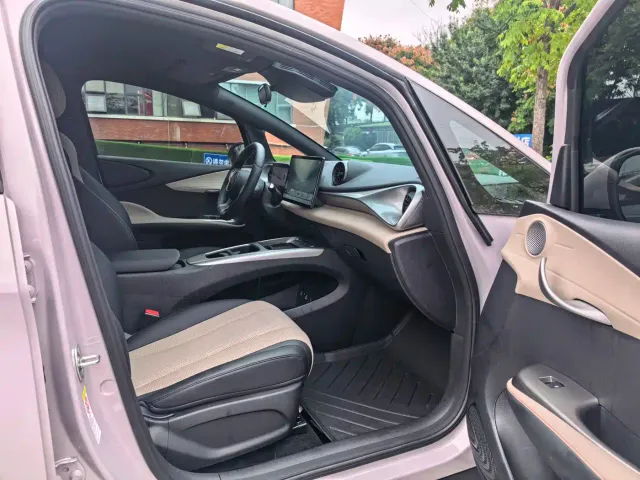 BYD Dolphin — Фото автомобиля 10