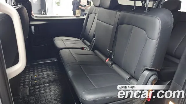 Hyundai Staria — Фото автомобиля 30