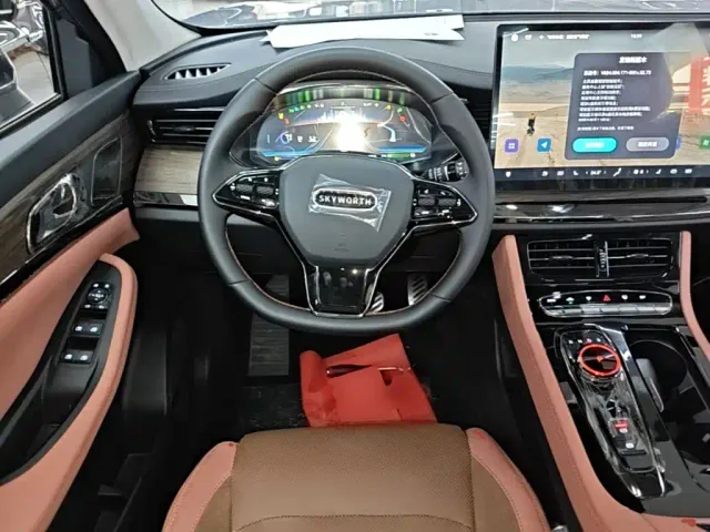 Skyworth Auto HT-i — Фото автомобиля 10