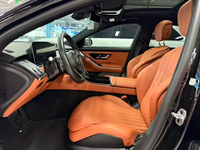 Mercedes-Benz S-Class — Фото автомобиля 4