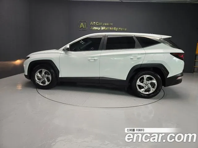 Hyundai Tucson Tucson (NX4) Бензин 1.6 турбо 2WD — Фото автомобиля 17