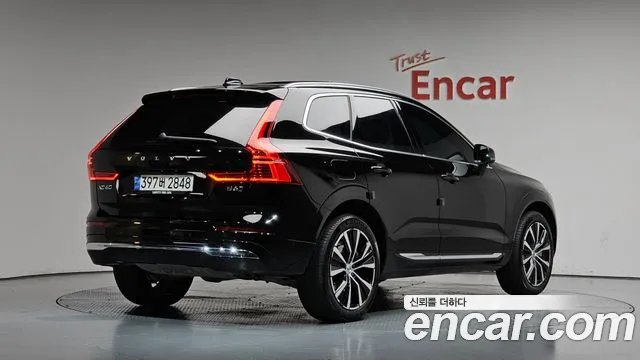 Volvo XC60 2nd Gen — Фото автомобиля 2