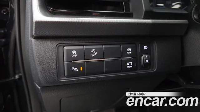 KG_Mobility_Ssangyong Rexton Новый Rexton Sport Дизель 2.2 4WD — Фото автомобиля 19