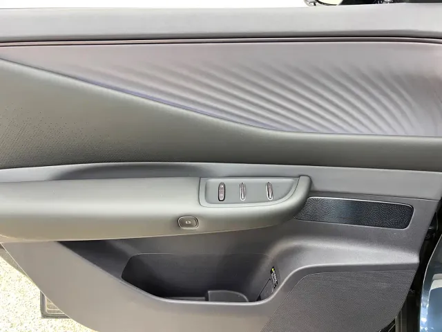 Nissan NX8 — Фото автомобиля 13