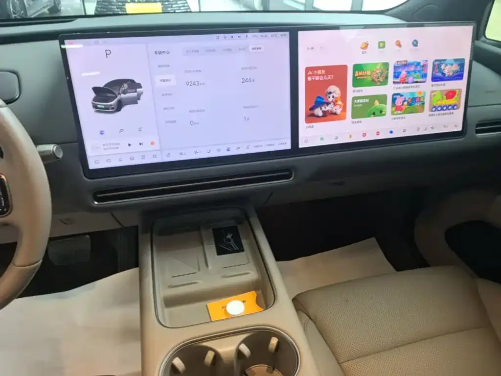 Li Auto Li Auto i6 2025 2WD Base Model — Фото автомобиля 12