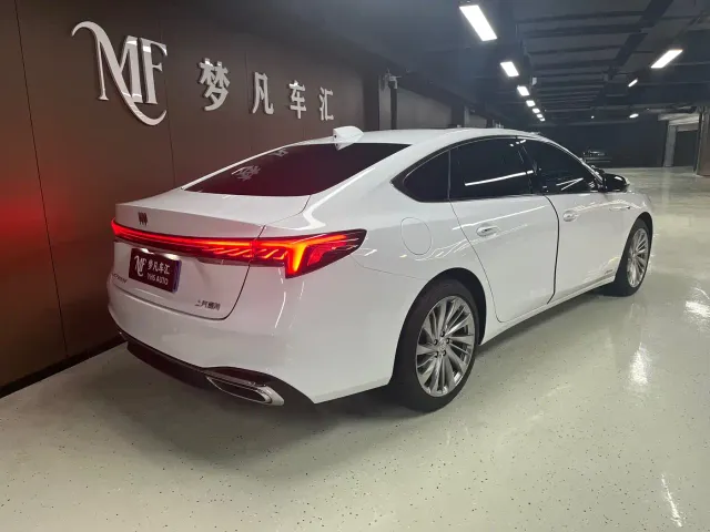 Buick LaCrosse — Фото автомобиля 4