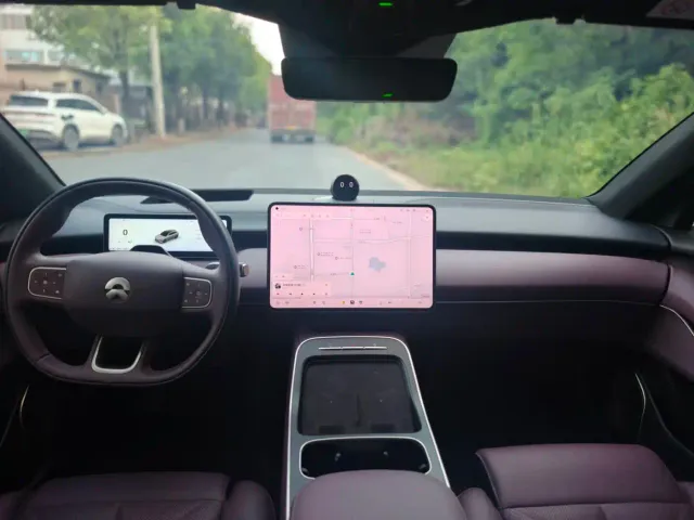 Nio ET5 Touring — Фото автомобиля 5