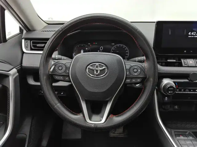 Toyota Wildlander — Фото автомобиля 15