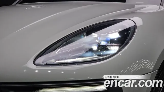 Porsche Macan — Фото автомобиля 7