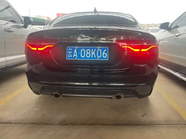 Jaguar XEL — Фото автомобиля 11