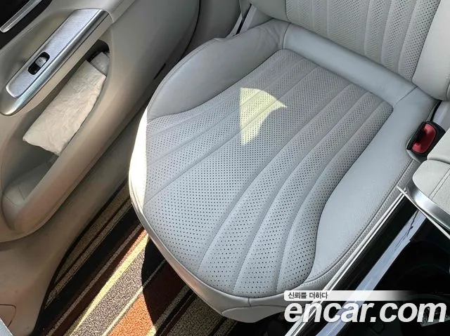 Mercedes-Benz EQE V295 — Фото автомобиля 14