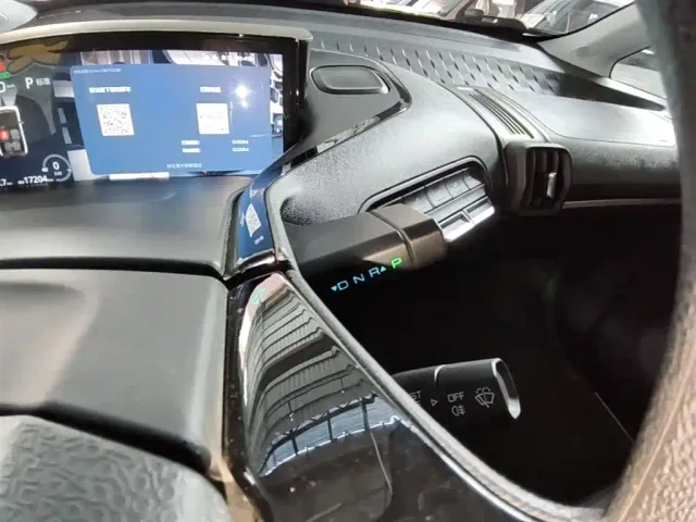 Baojun KiWi EV — Фото автомобиля 13