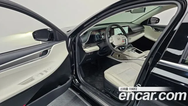 Hyundai Grandeur Grandeur (New) — Фото автомобиля 15