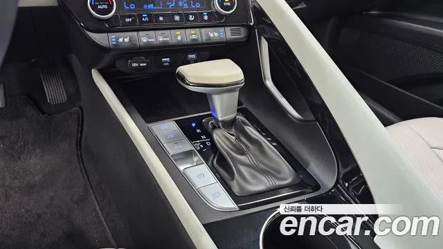 Hyundai AVANTE Avante (CN7) — Фото автомобиля 9