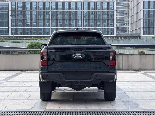 Ford Ranger — Фото автомобиля 5