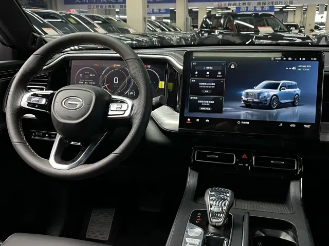 GAC Trumpchi GS8 — Фото автомобиля 19