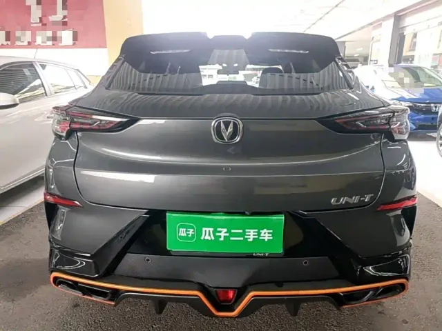 Changan UNI-T — Фото автомобиля 5