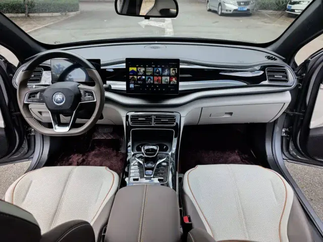 BYD Qin PLUS — Фото автомобиля 11